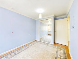 DOUBLE BEDROOM- click for photo gallery